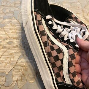 Authentic Vans Off The Wall men or women men checkered sneakers.
Size- 10.5